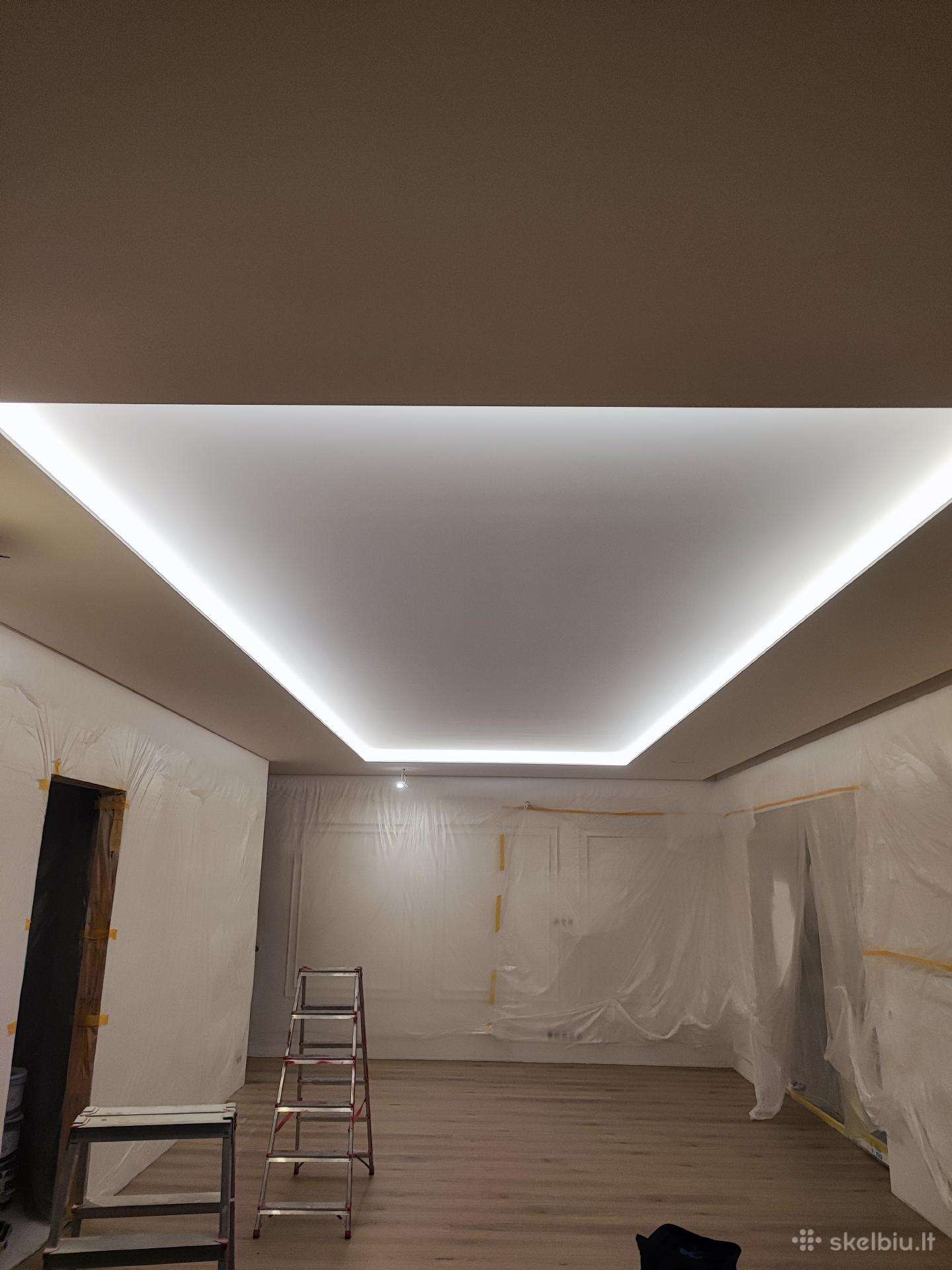 Perimetrinis LED apšvietimas įrengtose lubose